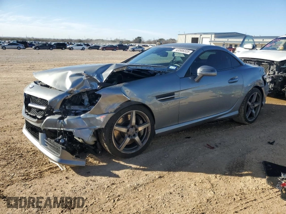 2013 Mercedes-Benz SLK z VIN WDDPK7FA9DF053287, wystawiony jako Copart lot #43588335 z przebiegiem 34 247 mil mil oraz Szkoda całkowita • Salvage title. Historia ofert i sprzedaży dostępna na DreamBid. Obrazek 1.