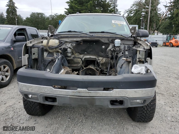 2005 Chevrolet Silverado 2500HD LS with VIN 1GCHK23U65F973475, listed as a Copart auction lot 58332074 with 0 mi miles and Salvage Title. Bid and sale history available at carsss.com. Image 5.