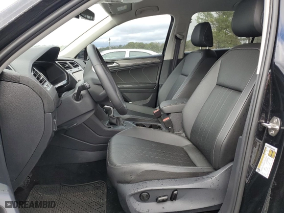 2023 Volkswagen Tiguan SE with VIN 3VV3B7AX7PM078599, listed as a Copart auction lot 41525535 with 20,680 mi miles and Salvage Title. Bid and sale history available at carsss.com. Image 7.