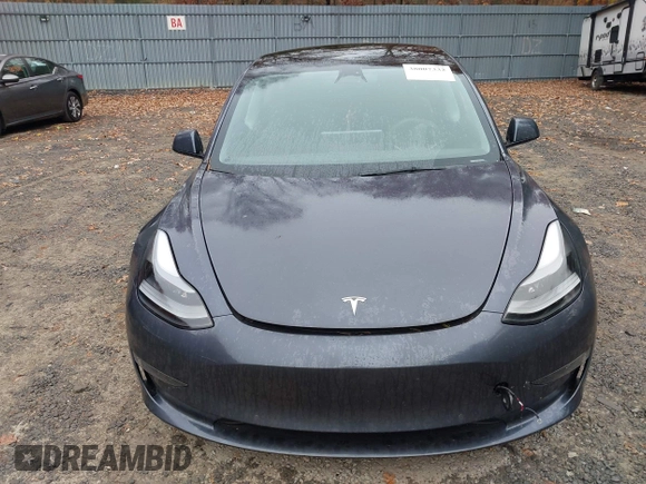 2022 Tesla Model 3 with VIN 5YJ3E1EA7NF339952, listed as a IAAI auction lot 38007332 with 10,726 mi miles. Bid and sale history available at carsss.com. Image 12.