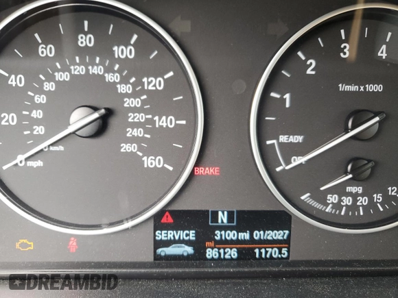 2014 BMW 3 Series 320i xDrive with VIN WBA3C3G50ENS67198, listed as a Copart auction lot 61654205 with 86,126 mi miles and Salvage title. Bid and sale history available at DreamBid. Image 9.