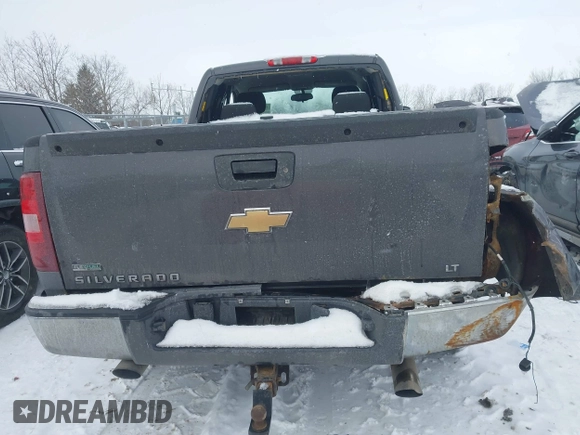 2010 Chevrolet Silverado 1500 LT with VIN 1GCSCSE04AZ294133, listed as a IAAI auction lot 41620868 with 190,835 mi miles and . Bid and sale history available at DreamBid. Image 16.