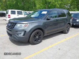 2016 Ford Explorer Sport z VIN 1FM5K8GT7GGB79181, wystawiony jako IAAI lot #42365320 z przebiegiem 261 608 mil mil oraz . Historia ofert i sprzedaży dostępna na DreamBid. Obrazek 2.