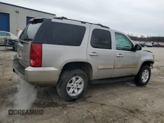 2007 GMC Yukon SLE with VIN 1GKFK13017J298556, listed as a Copart auction lot 43984975 with 168,822 mi miles and Salvage Title. Bid and sale history available at carsss.com. Image 3.