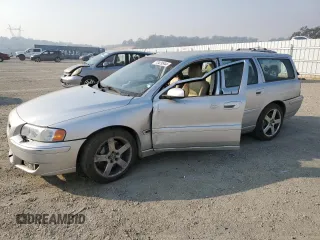2005 Volvo V70 с VIN YV1SJ527252472476, выставлен на аукционе Copart как лот 73429944 с пробегом Не указан миль и Списание • Salvage title. История ставок и продаж доступна на DreamBid. Изображение 1.