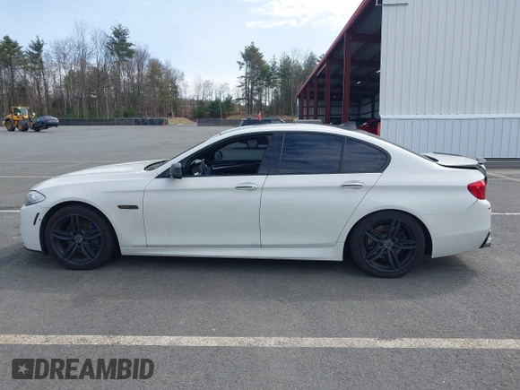 2013 BMW 5 Series 535i xDrive with VIN WBAFU7C51DDU68586, listed as a IAAI auction lot 41939159 with 111,496 mi miles and . Bid and sale history available at carsss.com. Image 14.
