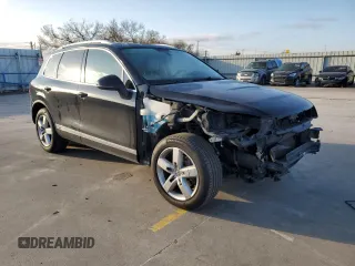 2012 Volkswagen Touareg Exec with VIN WVGEF9BP3CD008153, listed as a Copart auction lot 84255374 with Not Provided miles and Salvage Title. Bid and sale history available at DreamBid. Image 4.