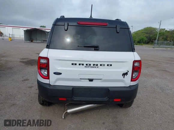 2024 Ford Bronco Sport Outer Banks z VIN 3FMCR9C67RRE17020, wystawiony jako IAAI lot #41866241 z przebiegiem 13 037 mil mil oraz . Historia ofert i sprzedaży dostępna na DreamBid. Obrazek 16.
