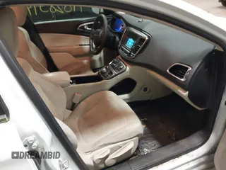 2015 Chrysler 200 Limited with VIN 1C3CCCAB6FN693470, listed as a IAAI auction lot 41828594 with 130,277 mi miles. Bid and sale history available at carsss.com. Image 5.