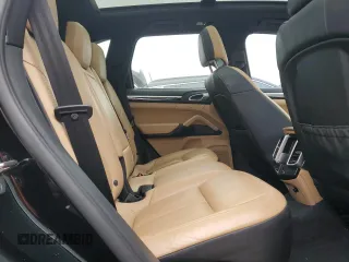 2016 Porsche Cayenne S E-Hybrid z VIN WP1AE2A24GLA61845, wystawiony jako Copart lot #86527684 z przebiegiem 112 001 mil mil oraz Czysty tytuł • Clean title. Historia ofert i sprzedaży dostępna na DreamBid. Obrazek 11.
