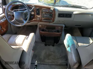 2000 Chevrolet Express Cargo Van w/YF7 with VIN 1GBFG15R2Y1196746, listed as a Copart auction lot 81061924 with 88,335 mi miles and Salvage Title. Bid and sale history available at carsss.com. Image 8.