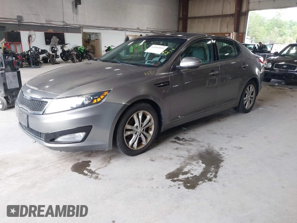2013 Kia Optima EX с VIN 5XXGN4A79DG220258, выставлен на аукционе IAAI как лот 42681855 с пробегом 194 174 миль миль и . История ставок и продаж доступна на DreamBid. Изображение 2.