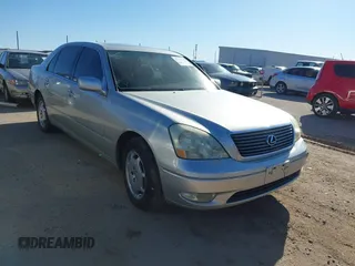 2002 Lexus LS 430 with VIN JTHBN30F620082107, listed as a IAAI auction lot 41782742 with 148,441 mi miles. Bid and sale history available at carsss.com. Image 1.