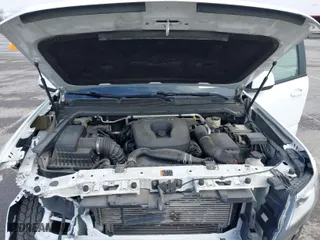 2016 Chevrolet Colorado 4WD Z71 with VIN 1GCPTDE19G1216822, listed as a IAAI auction lot 41862440 with 91,168 mi miles. Bid and sale history available at carsss.com. Image 10.