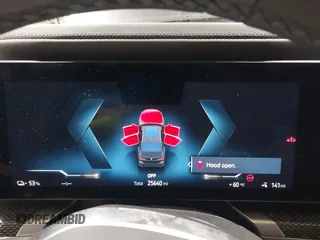 2023 BMW i7 xDrive60 z VIN WBY53EJ07PCM80196, wystawiony jako IAAI lot #41666074 z przebiegiem 25 640 mil mil oraz . Historia ofert i sprzedaży dostępna na DreamBid. Obrazek 7.