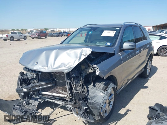 2015 Mercedes-Benz M 350 with VIN 4JGDA5JB8FA562500, listed as a IAAI auction lot 41932318 with 117,512 mi miles and . Bid and sale history available at DreamBid. Image 18.