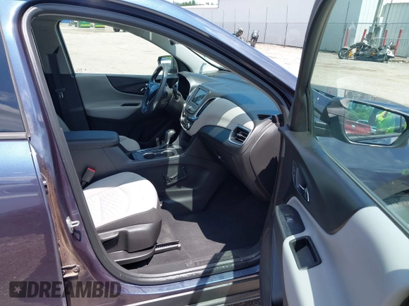 2019 Chevrolet Equinox LS with VIN 3GNAXHEV1KL307516, listed as a IAAI auction lot 42116355 with 98,814 mi miles and . Bid and sale history available at carsss.com. Image 5.