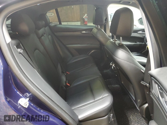 2018 Alfa Romeo Stelvio z VIN ZASFAKAN0J7C04021, wystawiony jako Copart lot #53308355 z przebiegiem 58 192 mil mil oraz Szkoda całkowita • Salvage title. Historia ofert i sprzedaży dostępna na DreamBid. Obrazek 11.