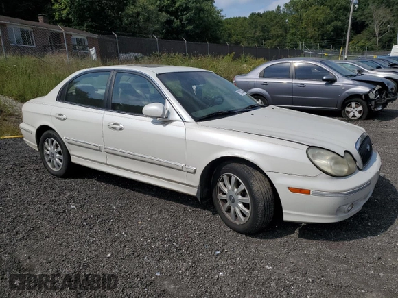 2004 Hyundai Sonata GLS with VIN KMHWF35H94A956887, listed as a Copart auction lot 71002324 with 117,914 mi miles and Salvage Title. Bid and sale history available at carsss.com. Image 4.