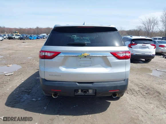 2018 Chevrolet Traverse LS with VIN 1GNERFKW7JJ107758, listed as a IAAI auction lot 41948191 with 91,032 mi miles. Bid and sale history available at carsss.com. Image 15.
