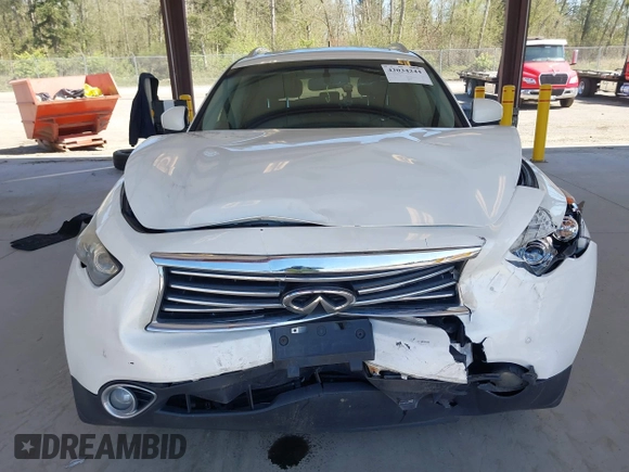 2015 Infiniti QX70 with VIN JN8CS1MU3FM381990, listed as a IAAI auction lot 42034244 with Not Provided miles and . Bid and sale history available at DreamBid. Image 12.