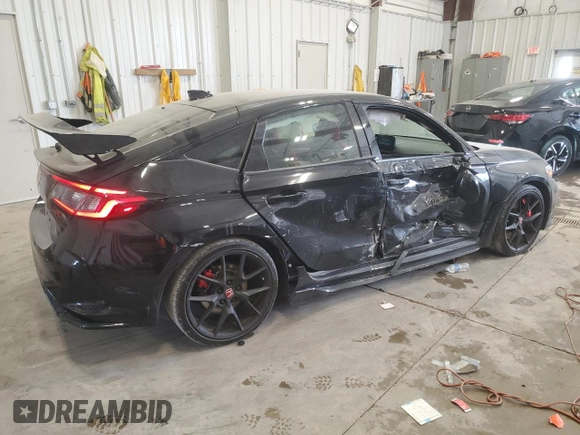 2023 Honda Civic Type R z VIN JHMFL5G46PX000043, wystawiony jako Copart lot #56121455 z przebiegiem 32 128 mil mil oraz Szkoda całkowita • Salvage title. Historia ofert i sprzedaży dostępna na DreamBid. Obrazek 3.