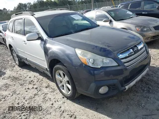 2013 Subaru Outback 2.5i Limited with VIN 4S4BRCKC4D3312698, listed as a IAAI auction lot 41943080 with 161,258 mi miles. Bid and sale history available at carsss.com. Image 1.