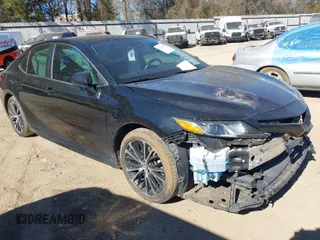 2018 Toyota Camry LE with VIN 4T1B11HKXJU539524, listed as a IAAI auction lot 41357421 with 123,732 mi miles. Bid and sale history available at carsss.com. Image 1.