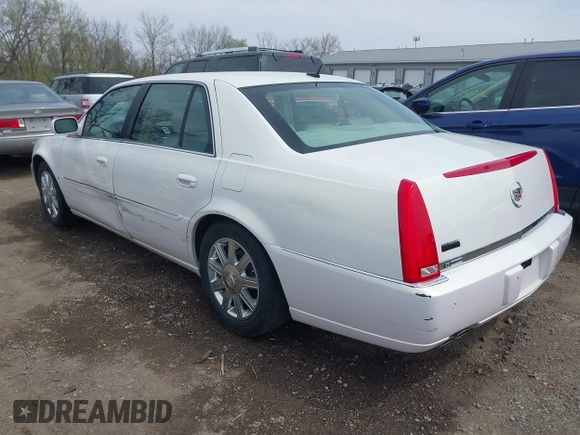 2006 Cadillac DTS w/1SC with VIN 1G6KD57YX6U159151, listed as a IAAI auction lot 42039862 with 45,729 mi miles. Bid and sale history available at carsss.com. Image 3.