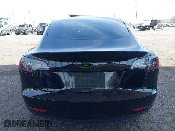 2019 Tesla Model 3 Mid Range with VIN 5YJ3E1EA1KF410297, listed as a IAAI auction lot 41841991 with 176,254 mi miles. Bid and sale history available at carsss.com. Image 16.