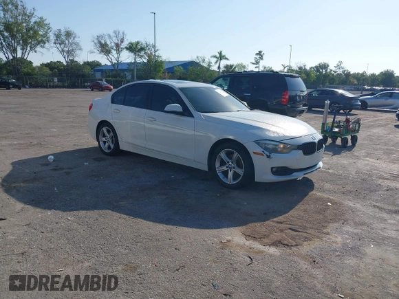 2015 BMW 3 Series 320i xDrive с VIN WBA3C3G58FNS73185, выставлен на аукционе IAAI как лот 42264374 с пробегом 91 192 миль миль и . История ставок и продаж доступна на DreamBid. Изображение 1.