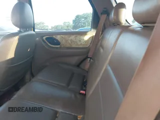 2002 Ford Escape XLT с VIN 1FMCU03152KC08030, выставлен на аукционе IAAI как лот 42533203 с пробегом 224 861 миль миль и . История ставок и продаж доступна на DreamBid. Изображение 8.
