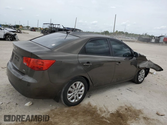 2011 Kia Forte EX with VIN KNAFU4A29B5460251, listed as a Copart auction lot 62419584 with 176,385 mi miles and Salvage Title. Bid and sale history available at carsss.com. Image 3.