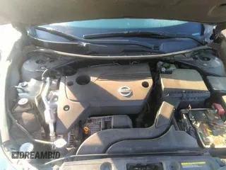 2014 Nissan Altima 2.5 S with VIN 1N4AL3APXEN216950, listed as a IAAI auction lot 42169002 with 261,982 mi miles. Bid and sale history available at carsss.com. Image 10.
