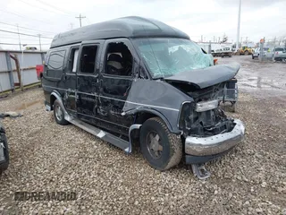 2002 Chevrolet Express with VIN 1GBFG15RX21198820, listed as a IAAI auction lot 41215536 with Not Provided miles. Bid and sale history available at carsss.com. Image 1.