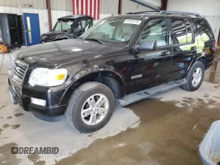 2008 Ford Explorer XLT with VIN 1FMEU73E58UB01125, listed as a Copart auction lot 61918175 with 121,582 mi miles and Clean title. Bid and sale history available at DreamBid. Image 1.