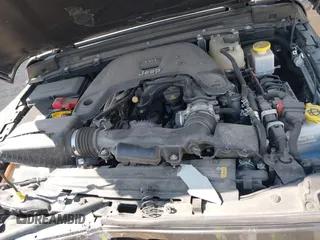 2021 Jeep Gladiator High Altitude z VIN 1C6HJTFG1ML597581, wystawiony jako IAAI lot #42191690 z przebiegiem 47 740 mil mil oraz . Historia ofert i sprzedaży dostępna na DreamBid. Obrazek 10.