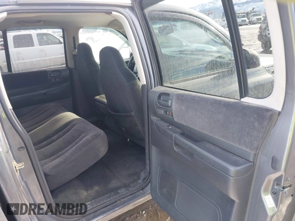 2004 Dodge Dakota SLT with VIN 1D7HG48N44S701906, listed as a IAAI auction lot 41662483 with 202,575 mi miles and . Bid and sale history available at carsss.com. Image 8.