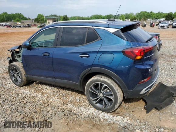 2021 Buick Encore GX Select z VIN KL4MMDS29MB072802, wystawiony jako Copart lot #53917295 z przebiegiem 61 716 mil mil oraz Szkoda całkowita • Salvage title. Historia ofert i sprzedaży dostępna na DreamBid. Obrazek 2.