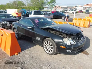 2007 Mercedes-Benz SL 550 с VIN WDBSK71F27F132696, выставлен на аукционе IAAI как лот 42053879 с пробегом 115 093 миль миль и . История ставок и продаж доступна на DreamBid. Изображение 13.