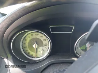 2014 Mercedes-Benz CLA 250 с VIN WDDSJ4EB4EN062413, выставлен на аукционе IAAI как лот 42537164 с пробегом Не указан миль и . История ставок и продаж доступна на DreamBid. Изображение 14.