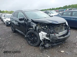 2018 Nissan Murano S z VIN 5N1AZ2MG3JN154151, wystawiony jako IAAI lot #42240447 z przebiegiem 101 489 mil mil oraz . Historia ofert i sprzedaży dostępna na DreamBid. Obrazek 1.