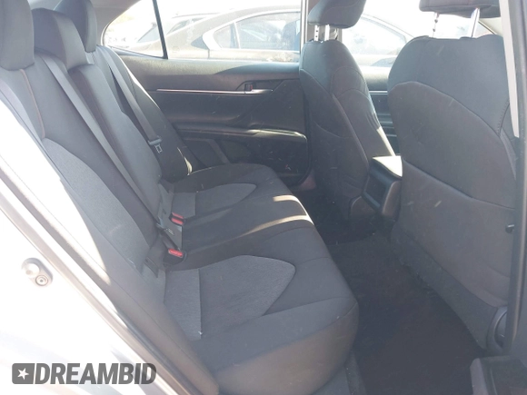 2019 Toyota Camry LE z VIN 4T1B11HK7KU756675, wystawiony jako IAAI lot #42063923 z przebiegiem 132 312 mil mil oraz . Historia ofert i sprzedaży dostępna na DreamBid. Obrazek 8.
