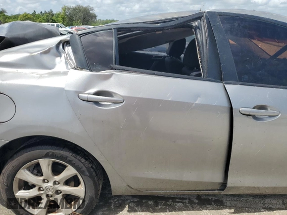 2010 Mazda 3 i Touring with VIN JM1BL1SG0A1248454, listed as a Copart auction lot 51915375 with 182,698 mi miles and Non Repairable. Bid and sale history available at DreamBid. Image 10.