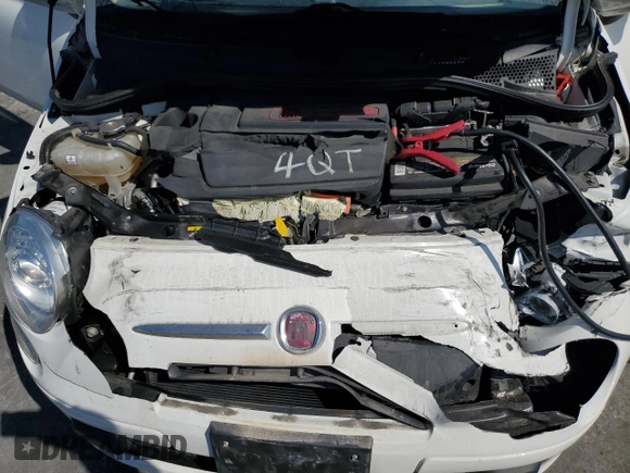 2017 FIAT 500 Pop z VIN 3C3CFFKR6HT700120, wystawiony jako Copart lot #52391825 z przebiegiem 54 197 mil mil oraz Szkoda całkowita • Salvage title. Historia ofert i sprzedaży dostępna na DreamBid. Obrazek 11.