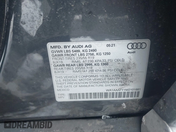 2021 Audi Q5 Premium with VIN WA1AAAFY1M2101881, listed as a IAAI auction lot 41399547 with 33,277 mi miles. Bid and sale history available at carsss.com. Image 9.