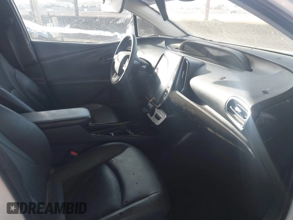 2017 Toyota Prius Plus with VIN JTDKARFP1H3033355, listed as a IAAI auction lot 41668476 with 87,330 mi miles and . Bid and sale history available at DreamBid. Image 5.