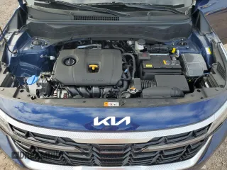 2024 Kia Seltos S z VIN KNDEU2AA8R7664127, wystawiony jako Copart lot #53173565 z przebiegiem 484 mil mil oraz Szkoda całkowita • Salvage title. Historia ofert i sprzedaży dostępna na DreamBid. Obrazek 12.