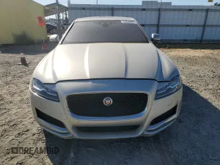 2016 Jaguar XF 35t Prestige with VIN SAJBE4BV1GCY06000, listed as a Copart auction lot 73046304 with 0 mi miles and Salvage Title. Bid and sale history available at carsss.com. Image 5.