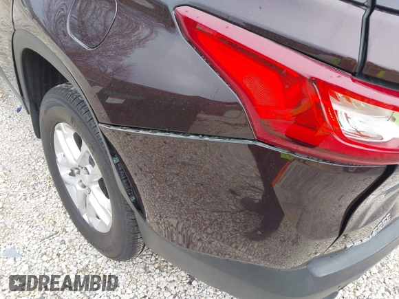 2018 Chevrolet Traverse LT Cloth z VIN 1GNERGKW2JJ282845, wystawiony jako IAAI lot #41990694 z przebiegiem 101 659 mil mil oraz . Historia ofert i sprzedaży dostępna na DreamBid. Obrazek 18.